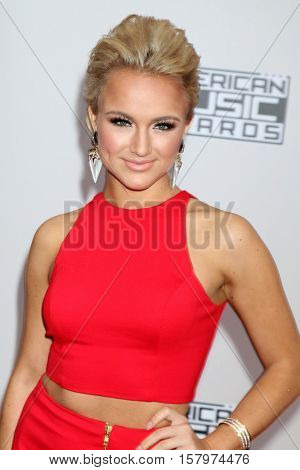 LOS ANGELES - NOV 20:  Savvy Shields at the 2016 American Music Awards at Microsoft Theater on November 20, 2016 in Los Angeles, CA