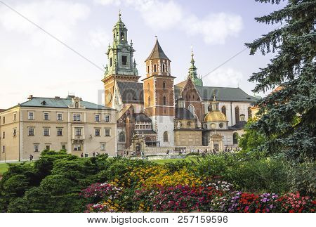 Royal Archcathedral Basilica Of Saints Stanislaus And Wenceslaus, Wawel Hill