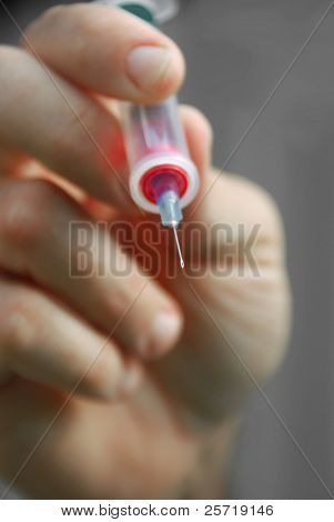 날카로운 주사기 바늘 주입에 대 한 준비
