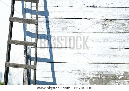 Parete e scala in legno vecchio