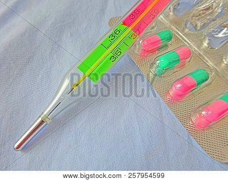 Medicine Medical Pharmacy Health Care Help Colored Scale Glass Thermometer Temperature Measuring Too
