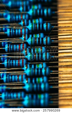 Many New Resistors Stay Together In Close-ups