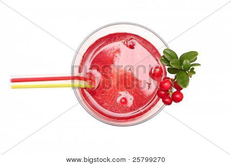 Succo di bacche e Monte con foglie isolata on white