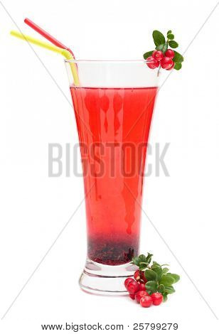 Succo di bacche e Monte con foglie isolata on white