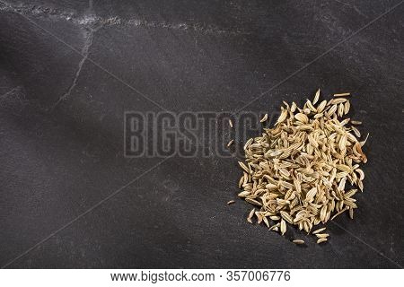 Dry Organic Fennel Seeds - Foeniculum Vulgare