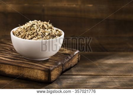 Dry Organic Fennel Seeds - Foeniculum Vulgare