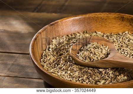 Foeniculum Vulgare - Dry Organic Fennel Seeds
