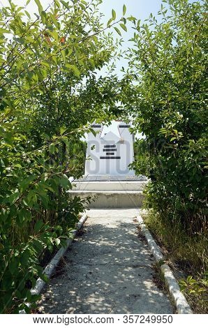 Sevastopol, Crimea - July, 2019: Mass Grave Of Personnel Of The 35th Coastal Tower Battery, Who Died