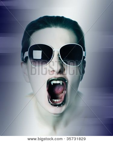 seksikäs vampyyri lasi