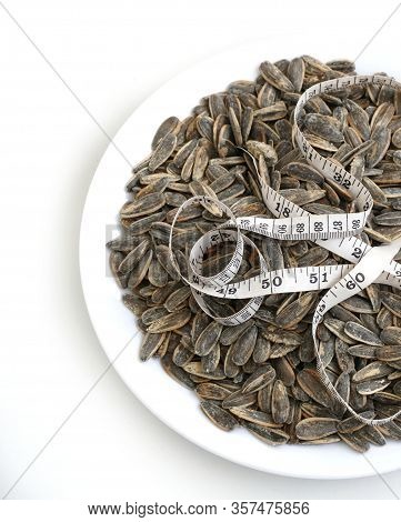 Dry Roasted And Salted Sunflower Seeds Quickly Gain Unhealthy Weight,
