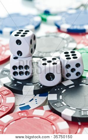 stoh čipy barva poker