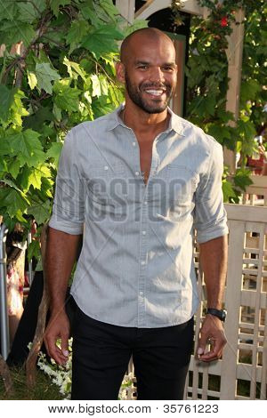 LOS ANGELES - AUG 6: Amaury Nolasco příchodu na světovou premiéru podivný život Timothy Gree