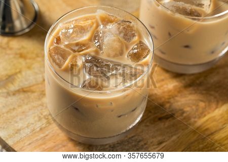 Sweet Boozy Irish Cream Mudslide Cocktail