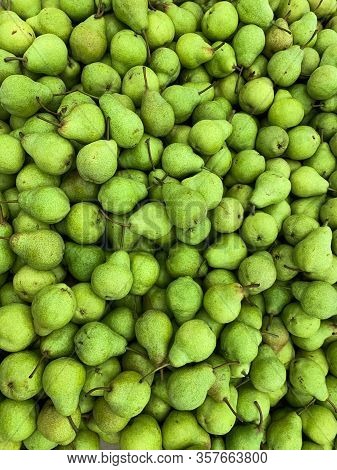 Lots Of Delicious Ripe Pears For Healthy Food Like The Background