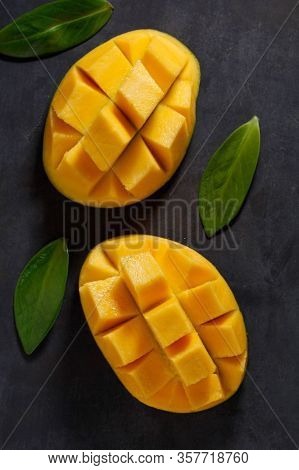 Mango Fruit With Mango Cubes. Juice Mango Slice, Tropical Summer Fruit Concept