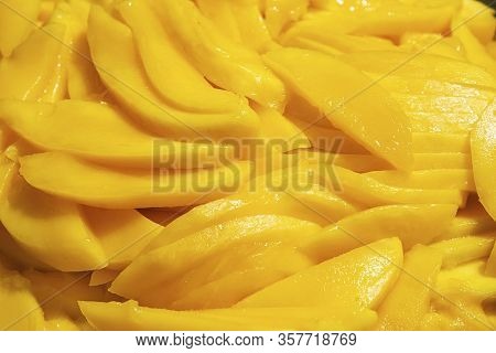 Mango Fruit With Mango Cubes. Juice Mango Slice, Tropical Summer Fruit Concept