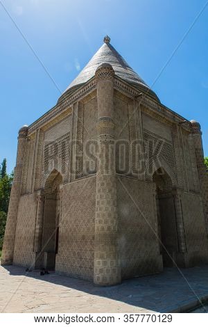 Aisha Bibi 11-century Mausoleum For Noble Woman, Located Near Taraz City, On Silk Road In Kazakhstan