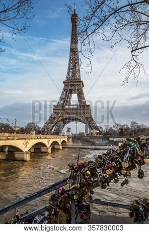 View On The Famous Paris Eiffel Tower From The Promenade Of The Seine .