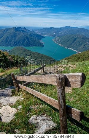 Alta Valle Intelvi, Monte Sighignola, Panorama Sul Lago Di Lugano. Como, Lombardia. Nord Italia