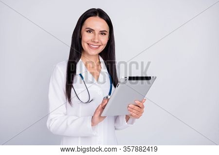 Photo Of Beautiful Cheerful Professional Doc Lady Listen Patient Notice Digital Contract Insurance E