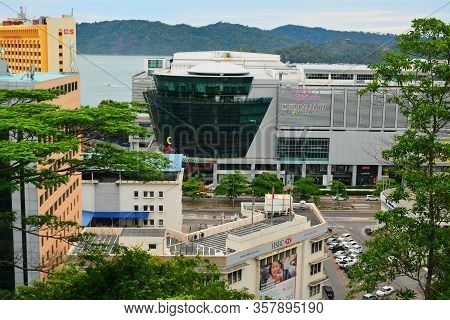 Kota Kinabalu, My- June 21: Suria Sabah Mall Facade On June 21, 2016 In Kota Kinabalu, Malaysia . Su