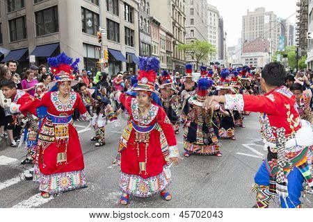 Dance Parade 2013