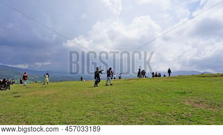 Ooty,tamilnadu,india-june 04 2022:tourists Enjoying Beautiful Wenlock Downs 9Th Mile Shooting Point.