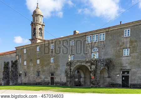 Allariz, Spain - October 22, 2021: Santa Clara Convent In The Medieval Village Of Allariz, Orense, G