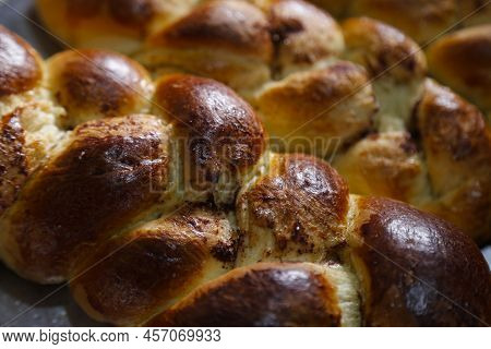 Donut Detail Handmade Homemade Food On Tray - Rosca Caseira