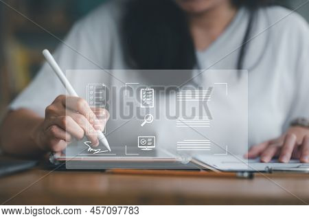 Online Business Contract Electronic Signature, E-signing, Digital Document Management System, Managi