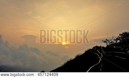 Beautiful Sightseeing Place Needle Rock View Point Or Suicide Point. Hiking Place Covered With Mist,