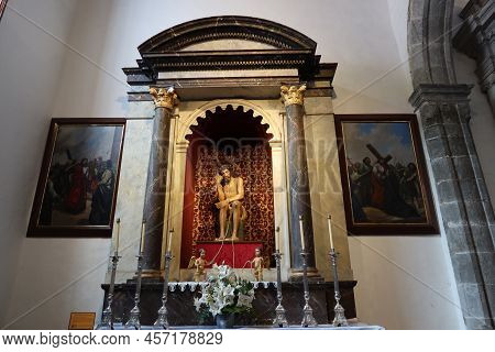 Icod De Los Vinos, Tenerife, Spain, April 25, 2022: Christ Sitting And Tied On One Of The Altars In 