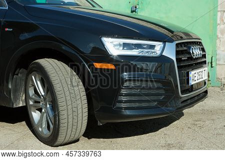 Audi Q3 In Black. Subcompact Luxury Crossover Audi Q3. Detailing. Headlight Type.