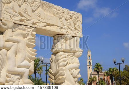 Sculpture \