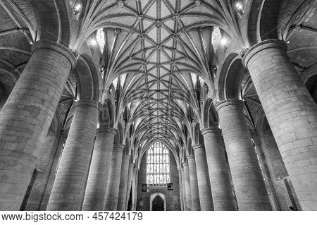 Tewkesbury.gloucestershire.united Kingdom.june 2nd 2022.view Of The  Nave Inside Tewkesbury Abbey In