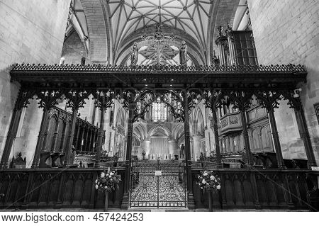 Tewkesbury.gloucestershire.united Kingdom.june 2nd 2022.view Of The Quire  Inside Tewkesbury Abbey I
