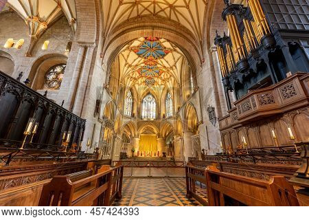 Tewkesbury.gloucestershire.united Kingdom.june 2nd 2022.view Of The Quire  Inside Tewkesbury Abbey I