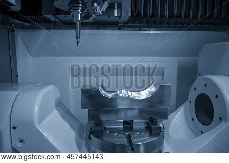 The 5-axis Machining Center Table-tilt Type Cutting The Footwear Injection Mold Parts By Indexable T