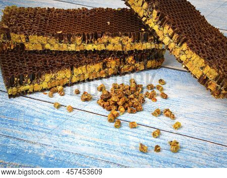 Food Background Cut Honey Combs With Perga