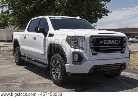 Tipton - Circa July 2022: Used Gmc Sierra 1500 At4 Pickup Truck. With Supply Issues, Gmc Is Buying A