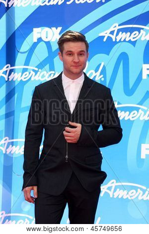 LOS ANGELES - 16 maj: Blake Lewis anländer till American Idol säsong 12 finalen på Nokia Theate