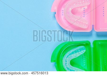 Orthodontic Silicone Simulator. Tray For Teeth In A Case Invisible Leveling Brackets. Mobile Orthodo
