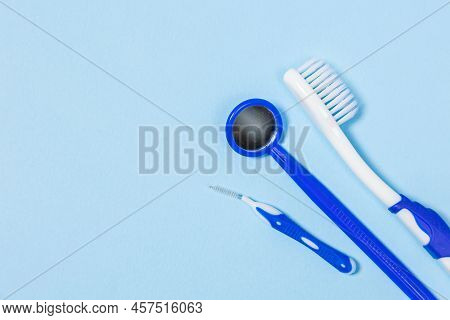 An Indispensable Set For Deep And Thorough Cleaning Of The Oral Cavity. Equipment For Cleaning Brace