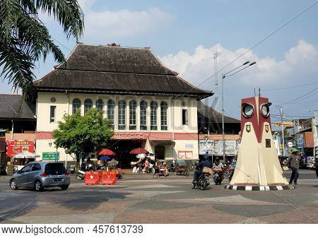 Daytime Traffic In Front Of Pasar Gede, One Of The Traditional Markets In The City Of Solo, Central 