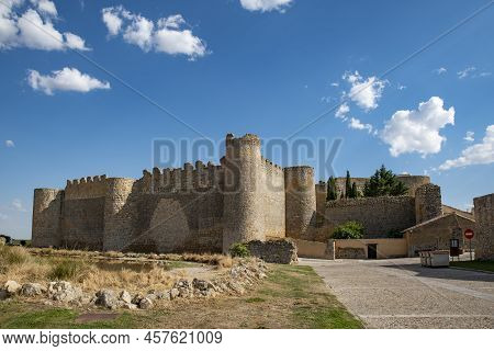 Castle Of The Medieval Village Of Urueña, Valladolid