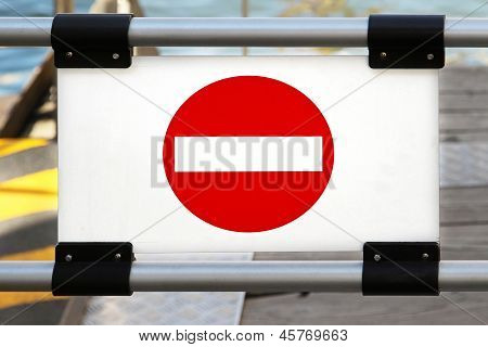 아무 항목 표시