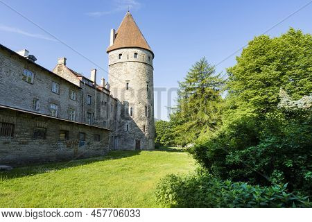 Tallinn, Estonia. July 2022.  View Of The Medieval Loewenschede Torn Tower In The Old Town
