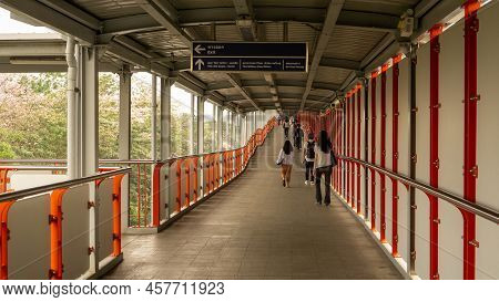Bangkok, Thailand-february 7, 2020: New Sky Walkway From Bts Sky Train To City  Beside Chatuchak Par