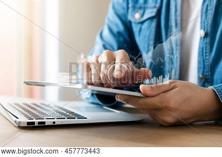 Usiness People Analyze Financial Data Chart Trading Forex, Investing In Stock Markets, Funds And Dig