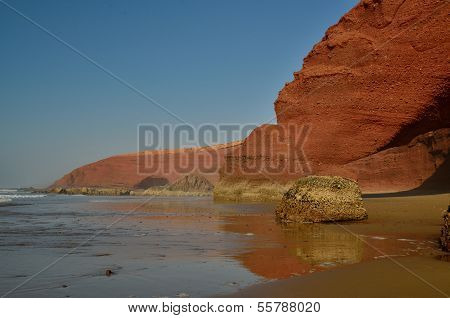 Legzira Strand